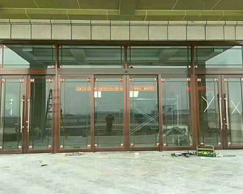 商鋪肯德基門(mén)